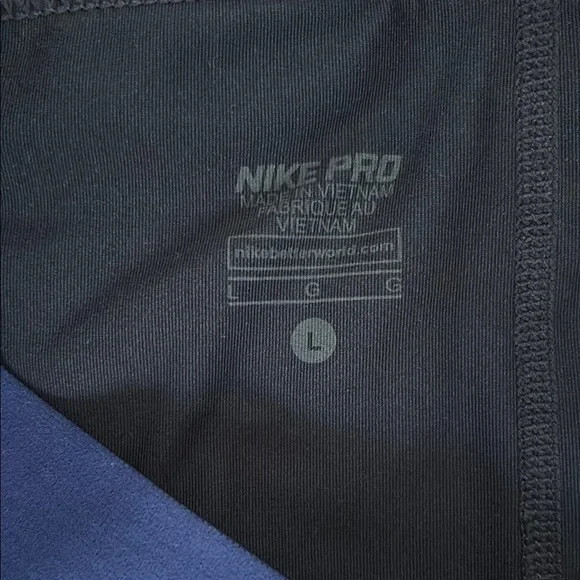 Nike Pro Navy Leggings - Picture 2 of 3